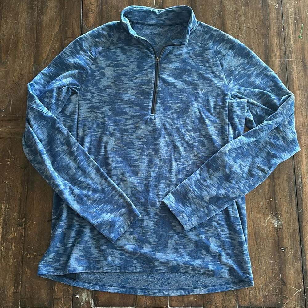 Lululemon Men’s Surge Warm Half-Zip size large blue light weight pullover